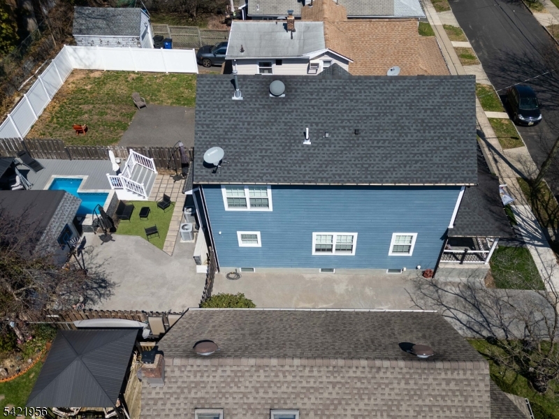 126 Ridge Ave