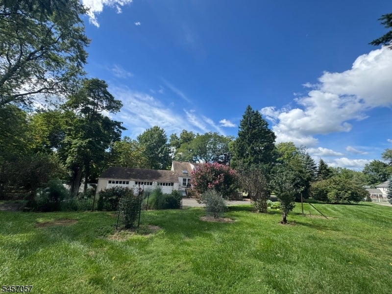 5 Oakura Ln