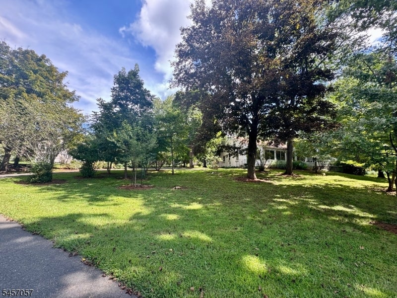 5 Oakura Ln