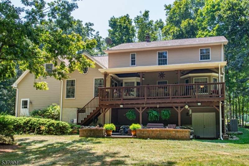 15 Marc Dr
