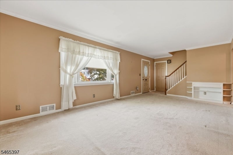 116 Grove Ave