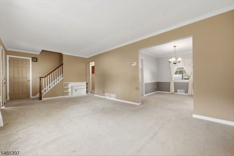 116 Grove Ave