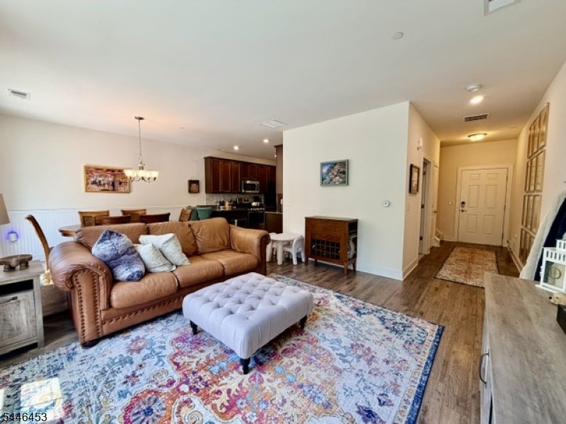 403 Parkview Ln 403