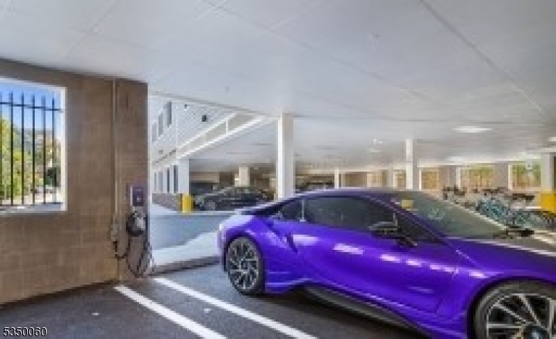 501 South Ave 208