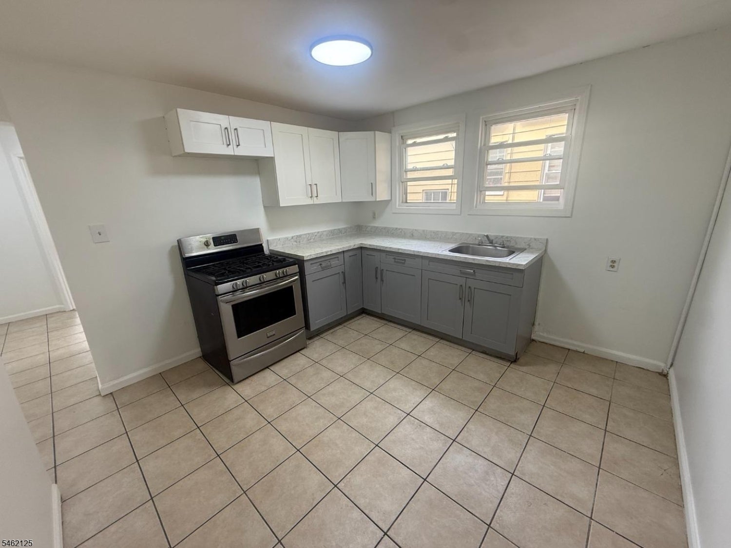 229 Alexander St 2