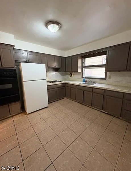 184 Smith St 1