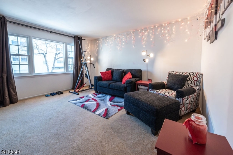 19H Washington Ave H