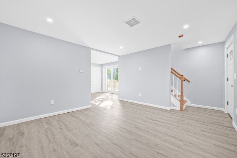 919 Cedar St
