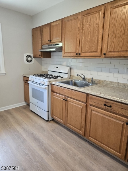 525 Boonton Ave