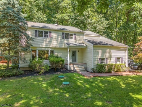 Photo for 954 Iron Bridge Rd