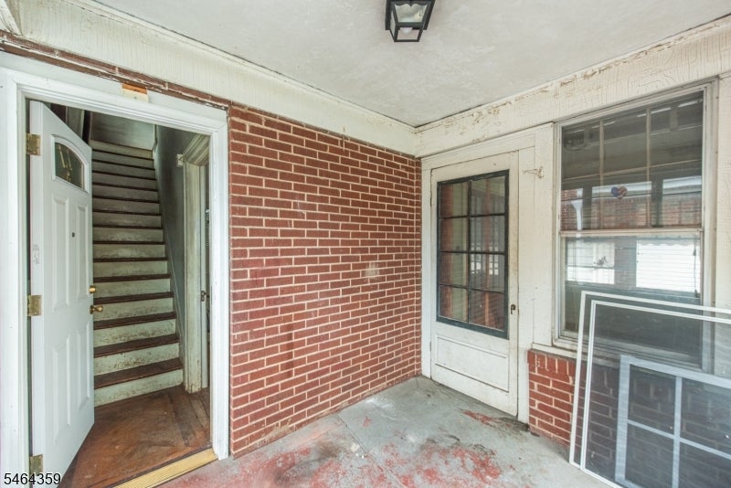 481 Jefferson Ave
