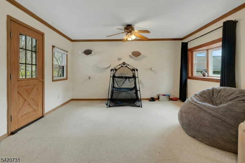 229a White Meadow Road