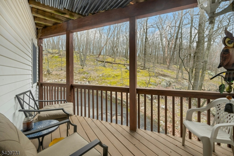 229a White Meadow Road