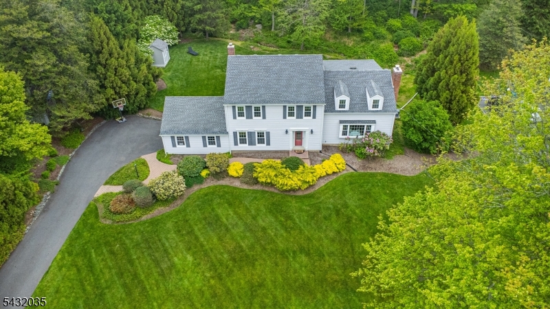 23 Pepperidge Rd