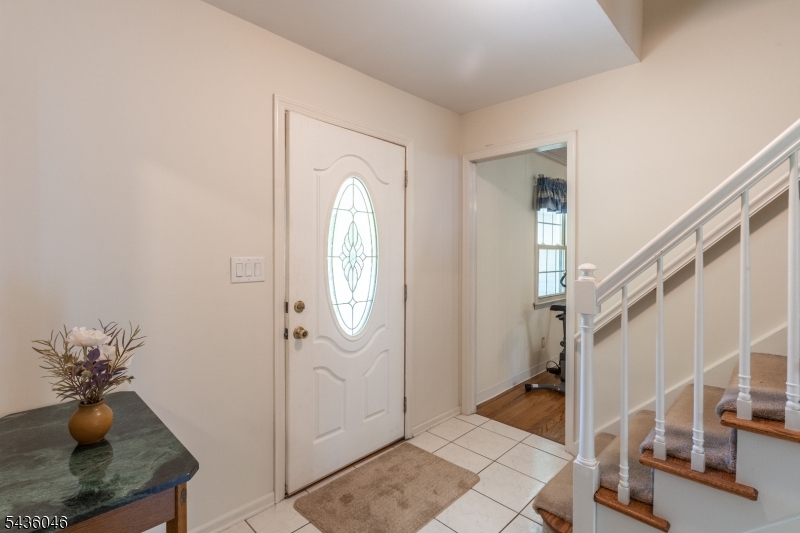 280 Farmer Rd