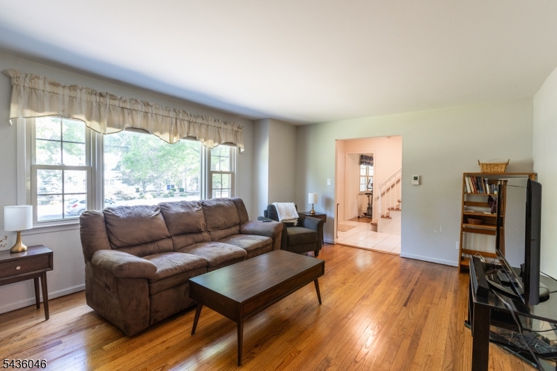 280 Farmer Rd