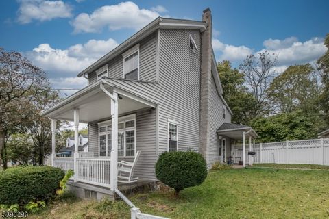 381 Center St Phillipsburg Town NJ 08865