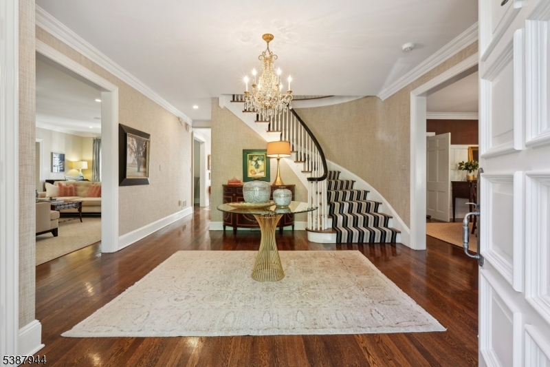 61 TAYLOR ROAD