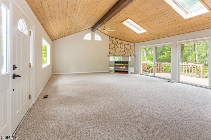34 Moraine Rd