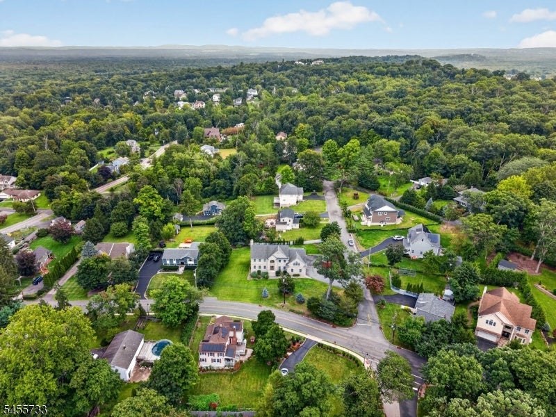 24 Pine Brook Rd
