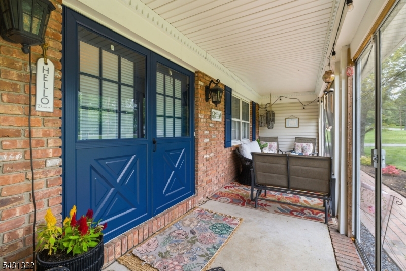 185 Thatchers Hill Rd