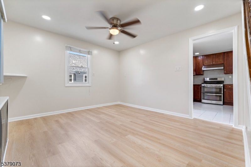 28 Saint Ann St