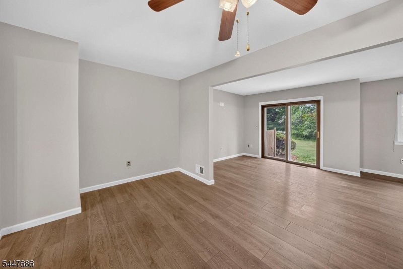 301 Windsor Ct