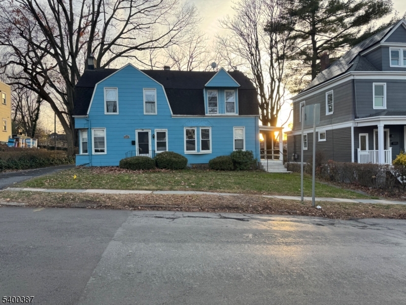 66 3Rd St