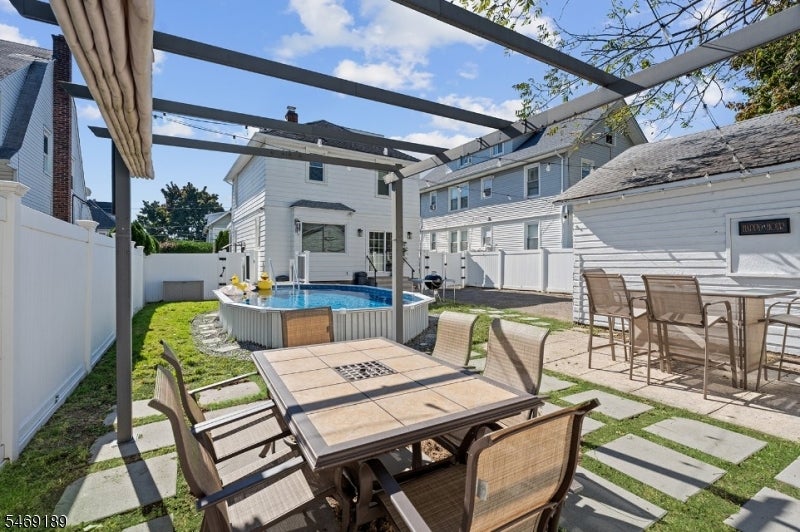 80 Tappan Ave