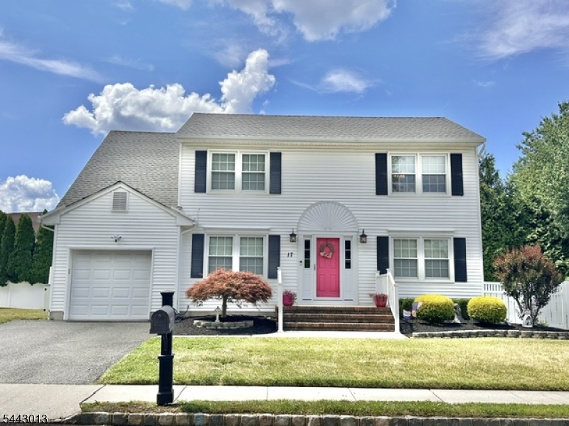 17 Reid Way