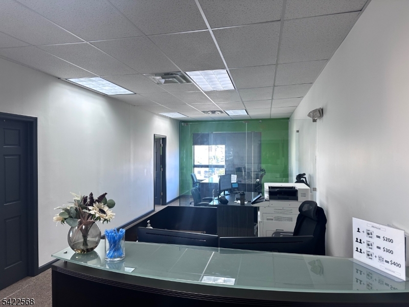 250-254 MADISON AVE 2nd Fl