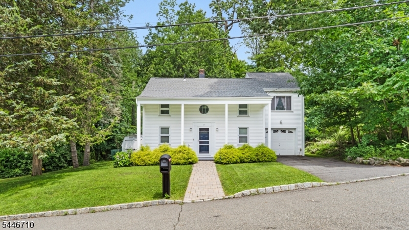 3 Johnson Ave