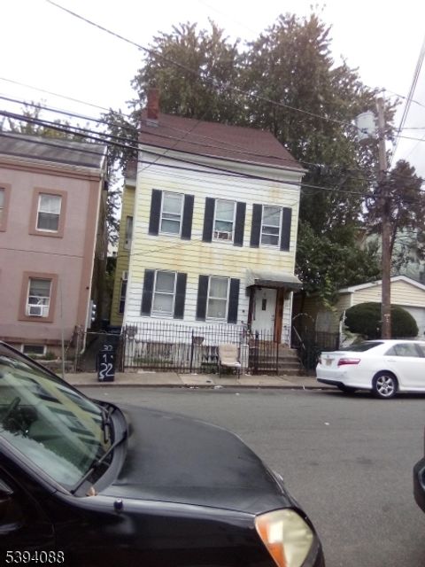 Photo of 30 Mary St, Paterson, NJ 07503 (MLS # 3994980)