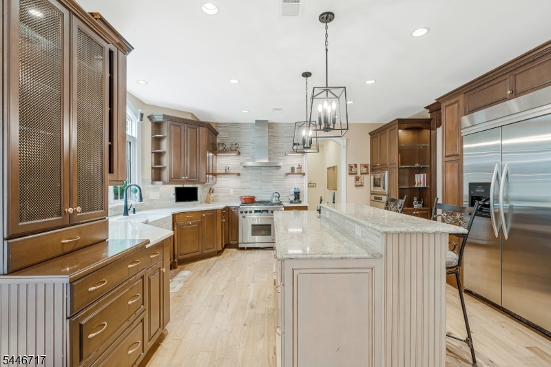 11 Monica Ct