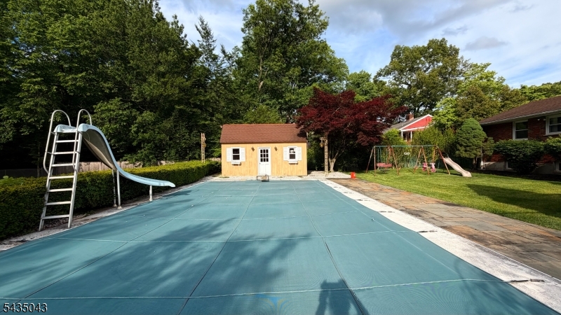 14 Hilldale Rd
