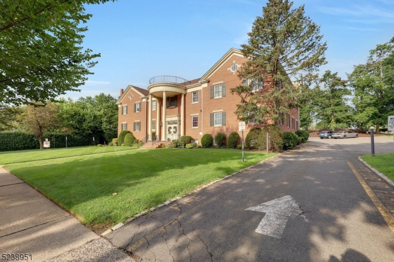 230 Sherman Ave