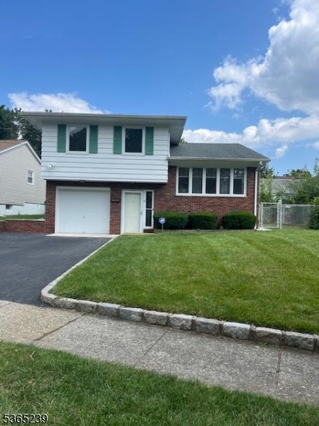19 Enfield Ave