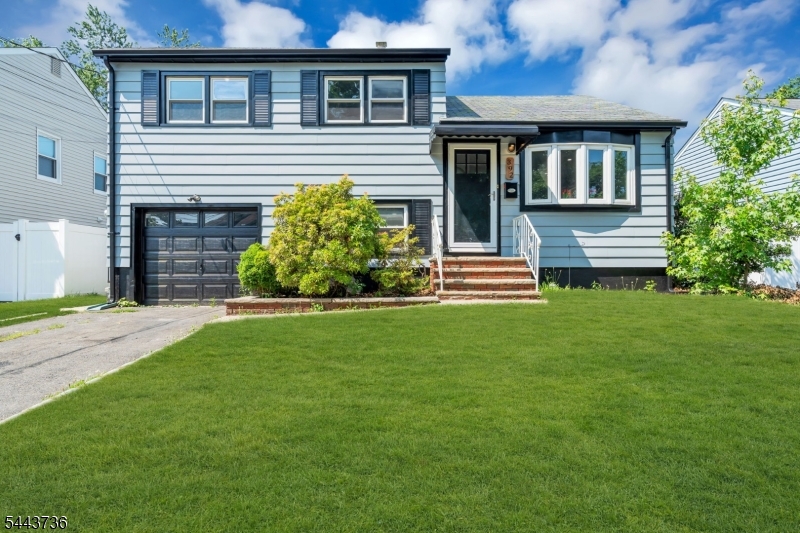 392 Lower Alden Dr