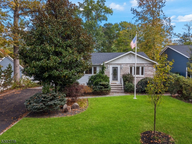 224 Princeton Ave