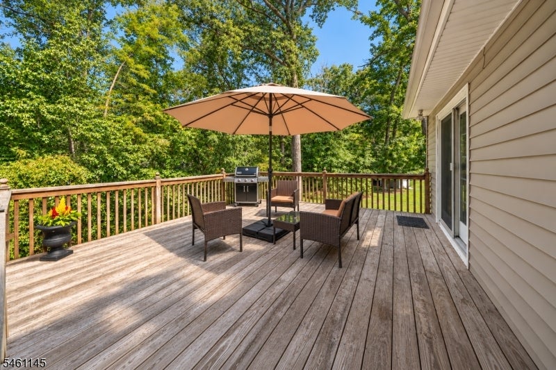 27 Fawn Cir