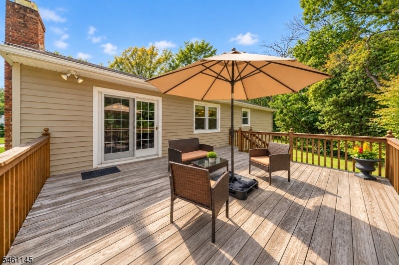27 Fawn Cir