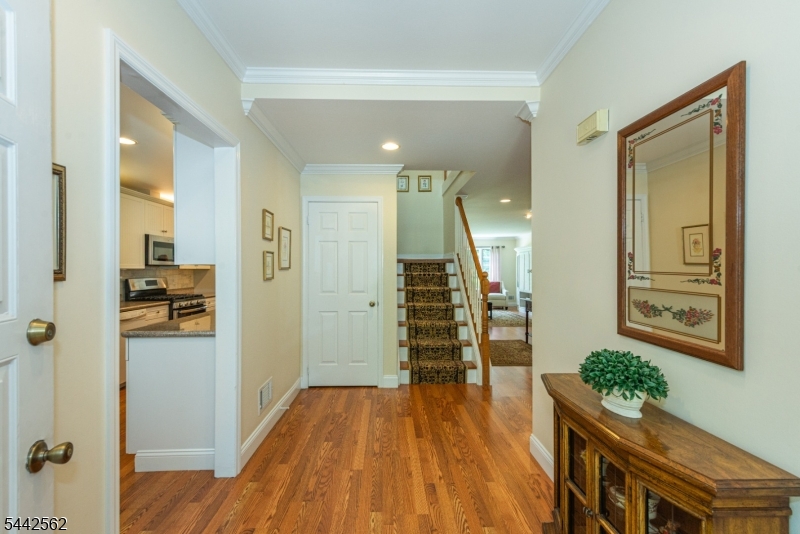 46 Village Dr