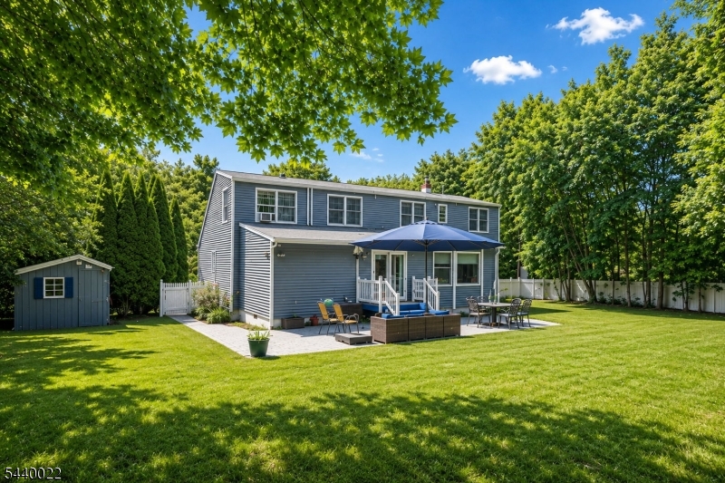 90 Farms Road Cir