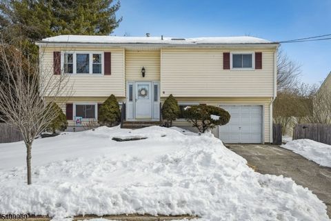 6 Herbert Ln Hackettstown Town NJ 07840