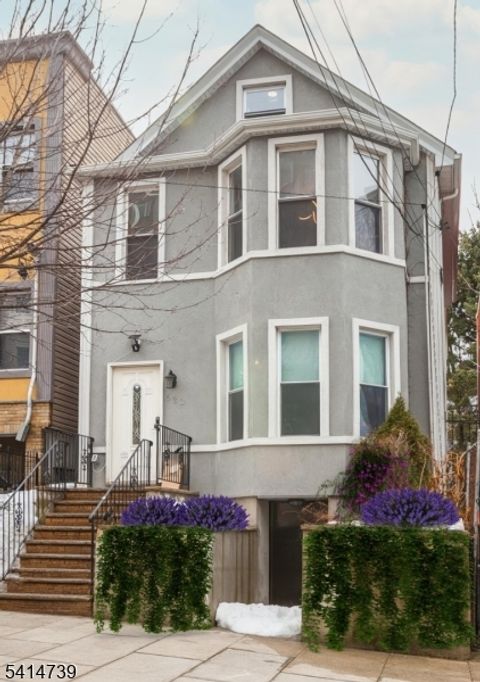 623 38Th St Union City NJ 07087