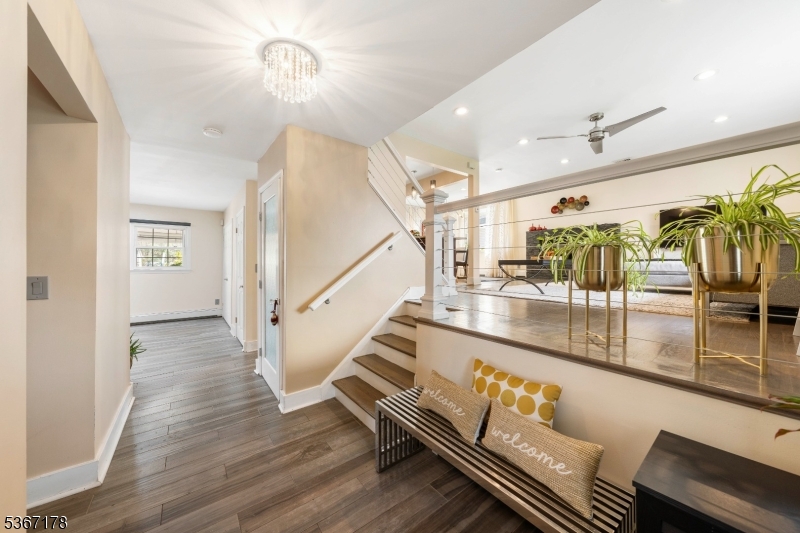 74 Emerald Pl