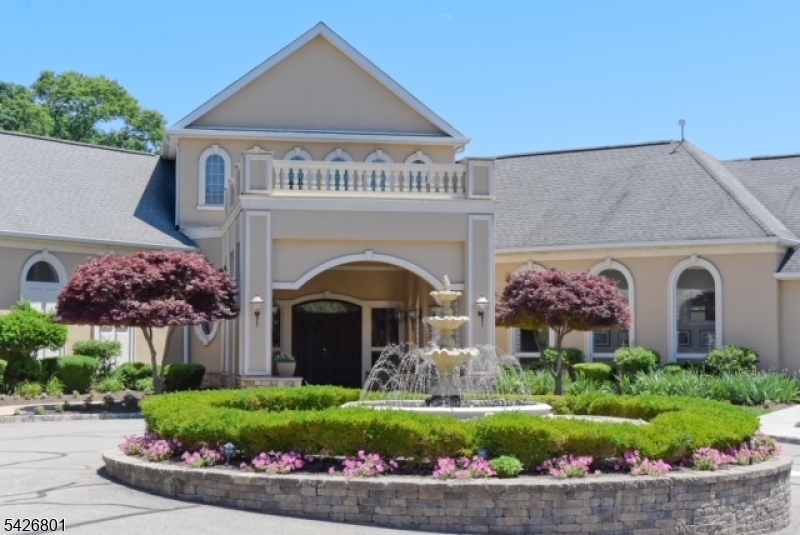 3227 Franklin Ln