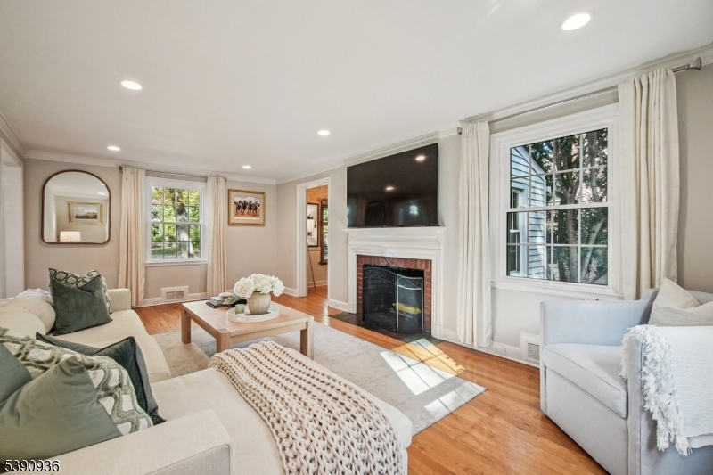 80 GREAT OAK DRIVE