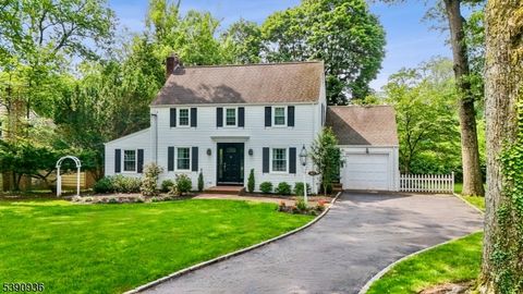 Photo of 80 Great Oak Drive, Millburn, NJ 07078 (MLS # 3993816)