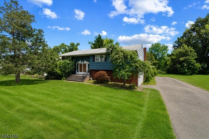 118 Pine Brook Rd
